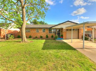 908 SW 3rd St, Moore, OK 73160