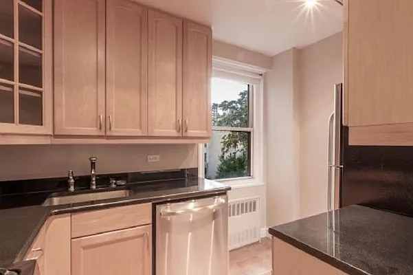 Rented by Citi Habitats | media 5