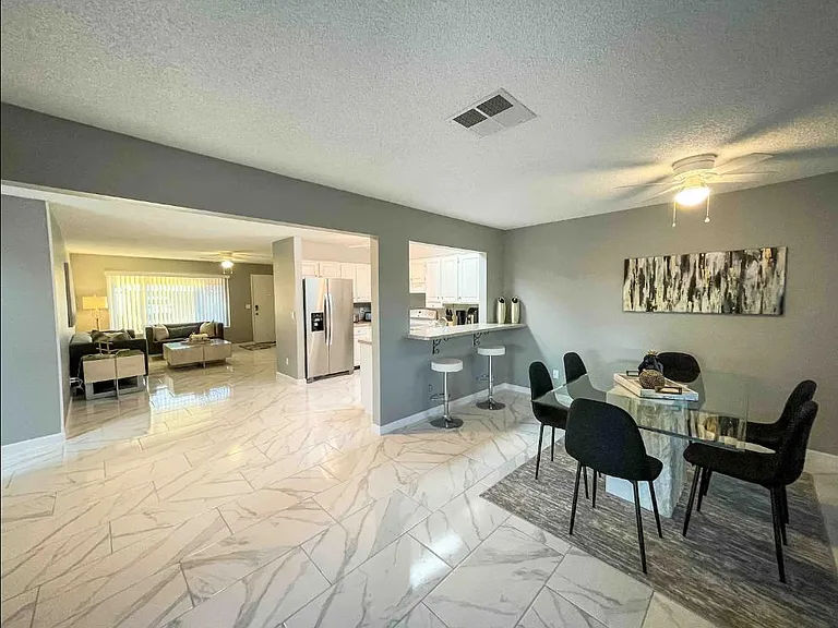 5252 W Lupine Ave — Photo 9