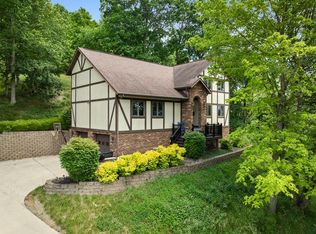 24 ALICIA DRIVE, Wheeling, WV 26003