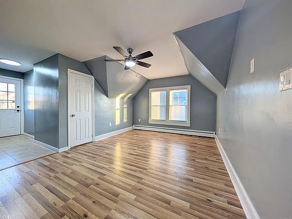 3rd image of 88 Amsterdam Ave Floor 3