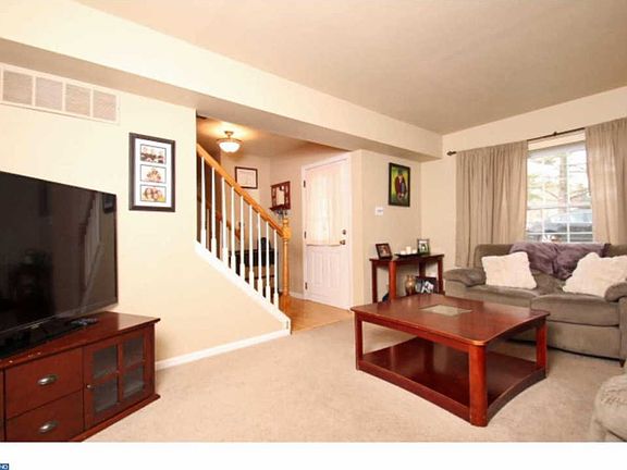 4th image of 1334 Kerwood Ln