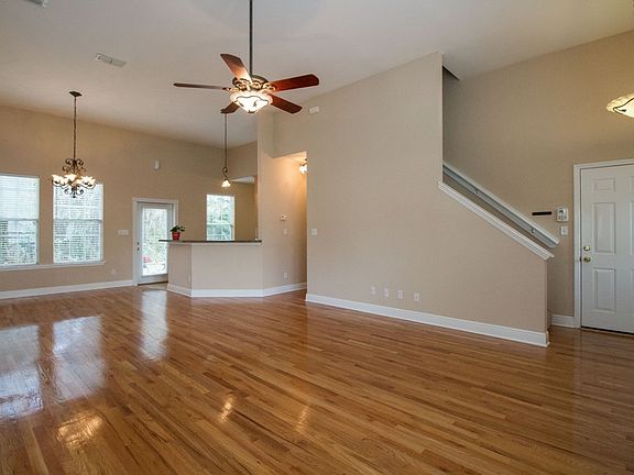 5th image of 3515 Barnstaple Dr