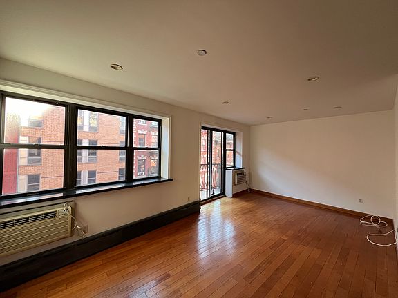 5th image of 175 Mulberry St APT 5