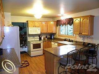 2nd image of 18414 Manor Ln