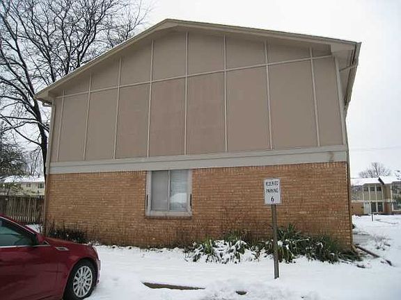 2nd image of 2173 E Trafalger St