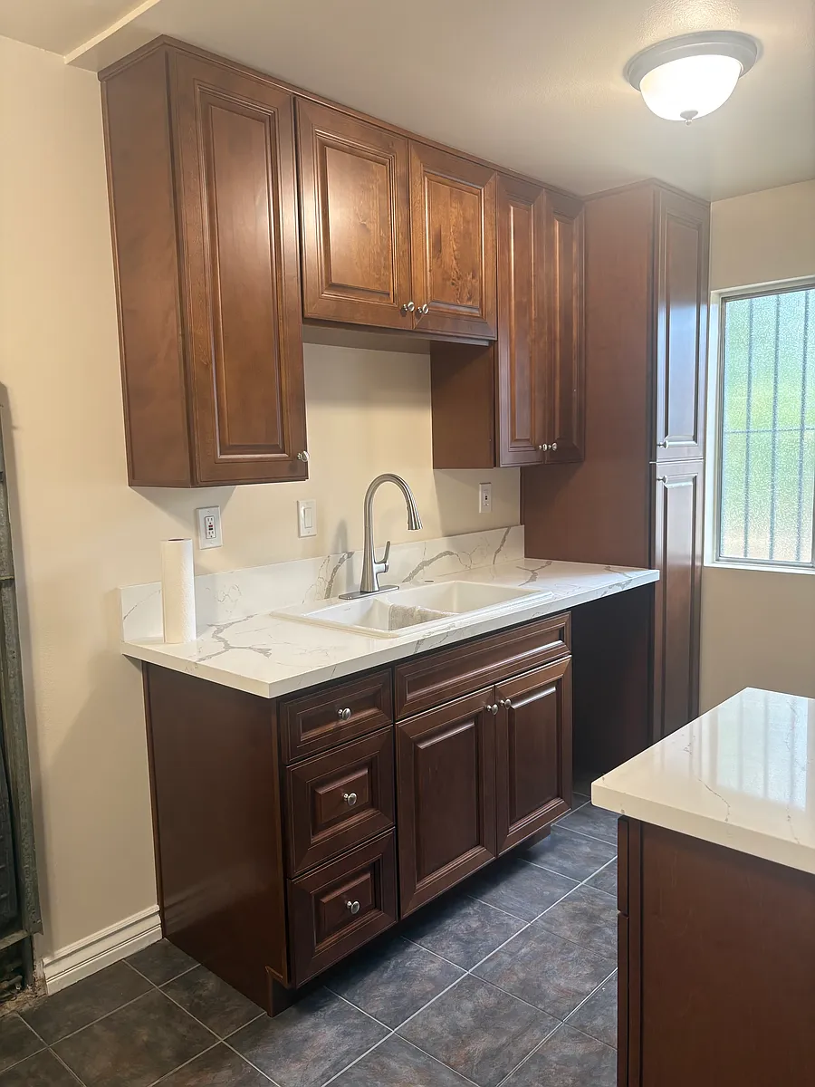 Remodeled kitchen - 6460 Mammoth Ave #104