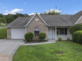 10002 Bellflower Way, Knoxville, TN 37932