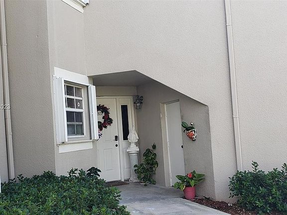 3rd image of 2625 SE 21st Ct #107-B