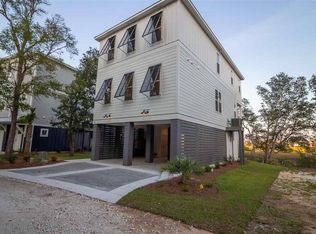 37 Marshland View Way, Pawleys Island, SC 29585