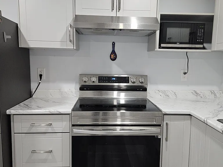 131 Lloyd Sanderson Dr — Photo 8