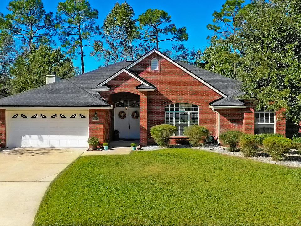 1st image of 12236 Lake Fern Dr