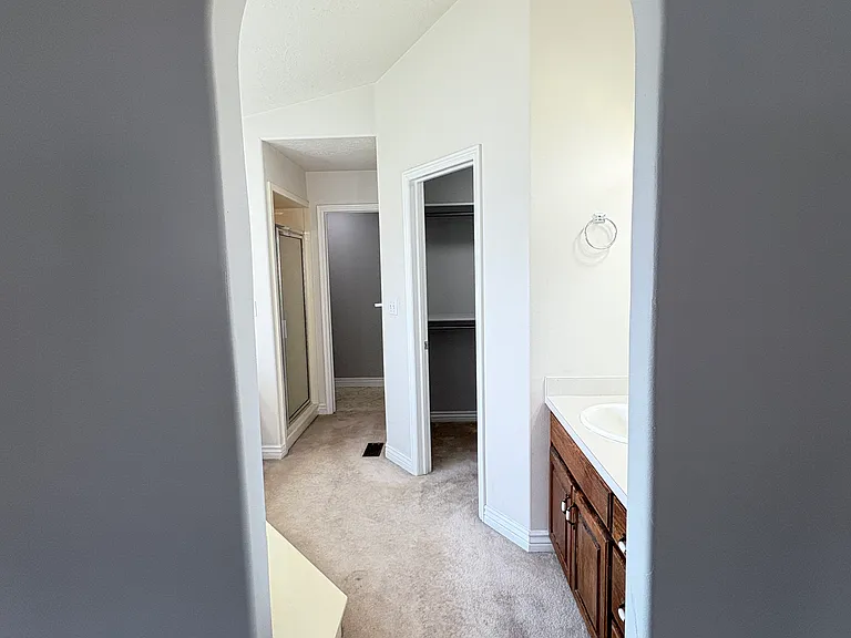 428 N 1200 E — Photo 17