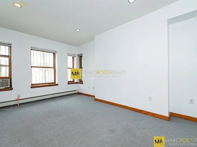 16 Edgerly Rd #1 — Photo 5