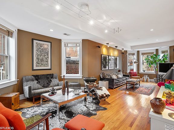 3rd image of 5514 N Paulina St #2