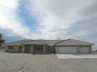 10624 Nugget Rd, Phelan, CA 92371