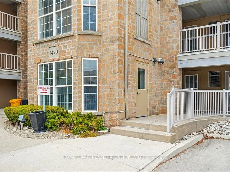 1490 Bishops Gate #303 — Photo 2