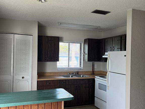 2nd image of 1224 S Palmetto Ave APT 208