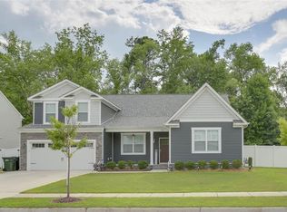 102 Bellflower Ln, Suffolk, VA 23435