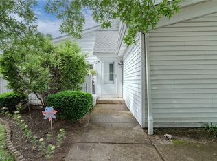 5442 Canyon Ct UNIT 66-D, Willoughby, OH 44094