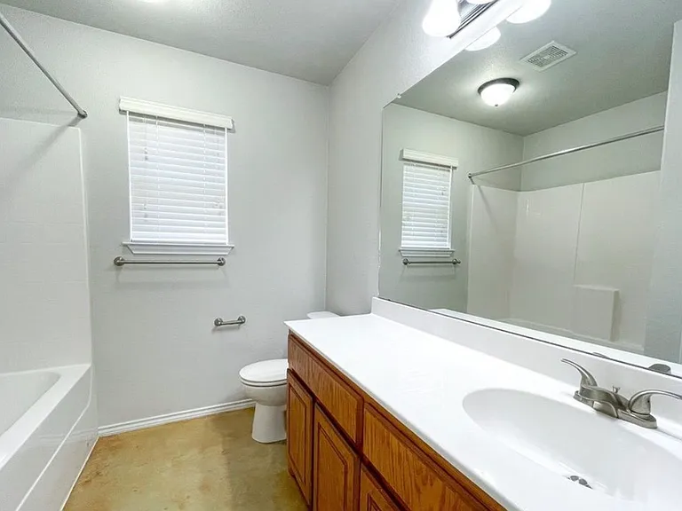 4402 Texas Rangers Dr — Photo 9