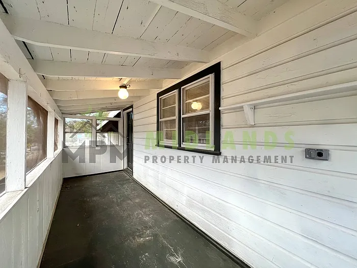 135 Rivelon Rd — Photo 6