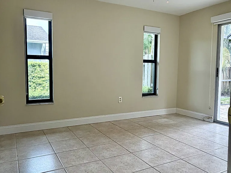760 94th Ave N #1 — Photo 14