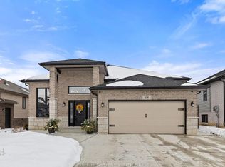48 Kingsbridge Dr, Amherstburg, ON N9V 4A4
