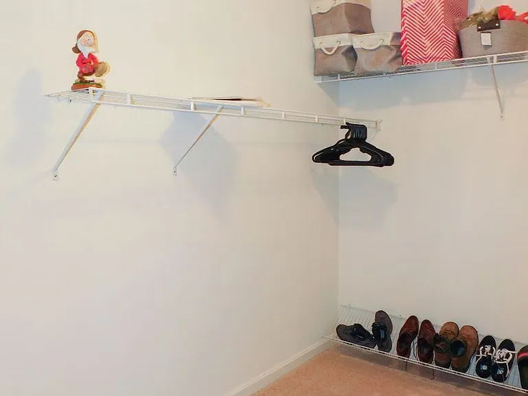 102 Powhatan Ct — Photo 26