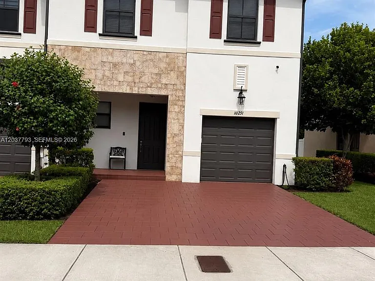 10251 W 32nd Ln #10251 — Photo 1