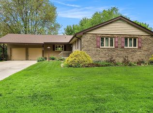 564 6th St, Marysville, MI