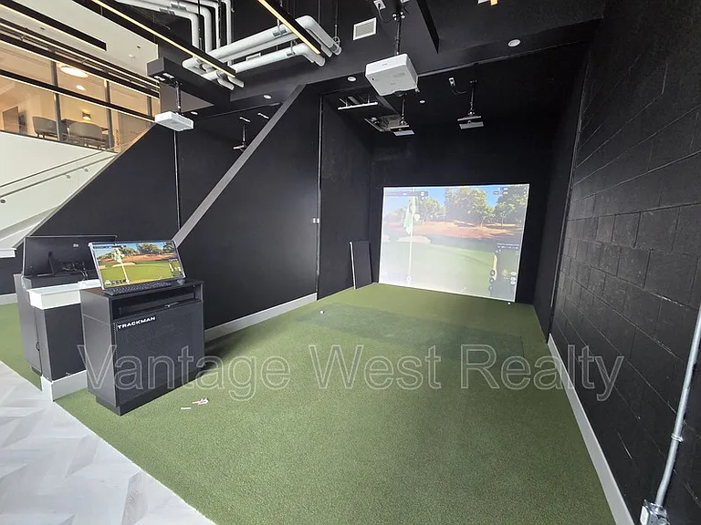 3700 Capozzi Rd #901 — Photo 35
