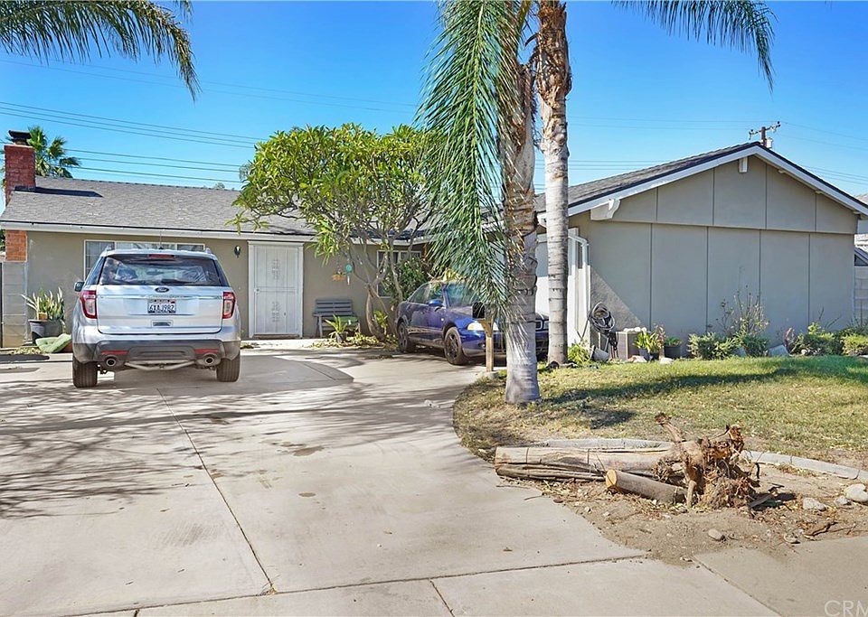 1st image of 1511 N Madera Ave