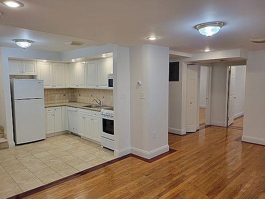 1st image of 312 W 15th St #A