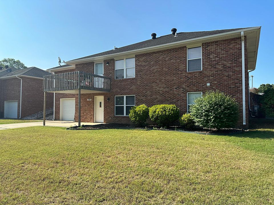 1st image of 2703 Debbie Ln