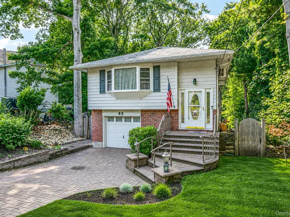 82 Sheppard Lane, Nesconset, NY 11767