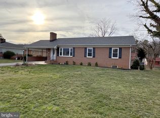 14 Springcrest Dr, Luray, VA 22835