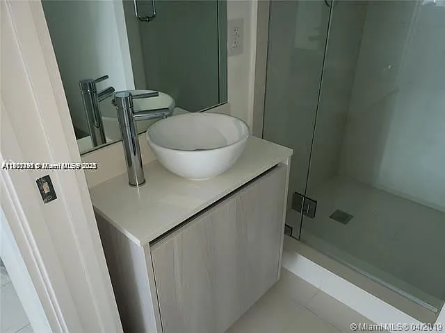 480 NE 31st St #2502 — Photo 7