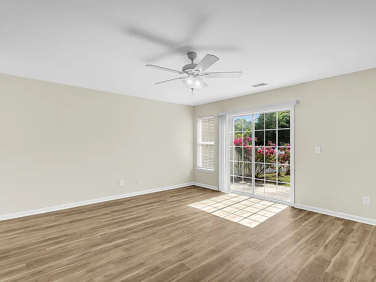 1003 Washitonia Way #C — Photo 18