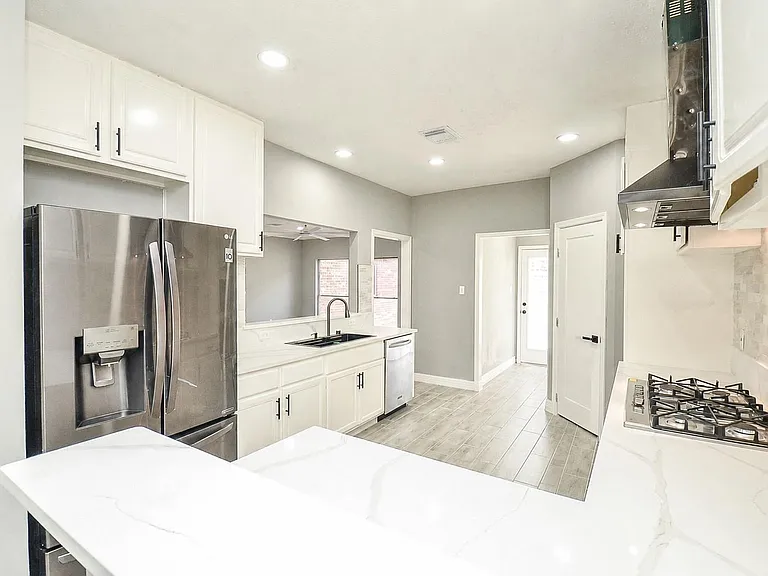9211 Abbey Chase Ln — Photo 9