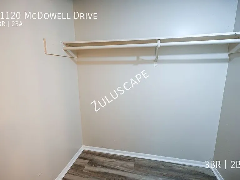 11120 McDowell Dr — Photo 15