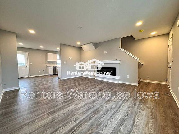 3rd image of 1003 Adler Ct