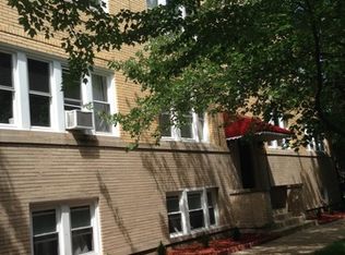 2318 W Berwyn Ave APT 2E, Chicago, IL 60625