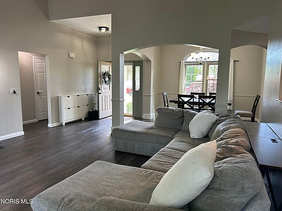 2nd image of 242 Mead Ln