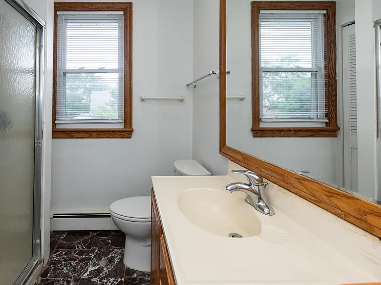 333 Montgomery St #2 — Photo 13