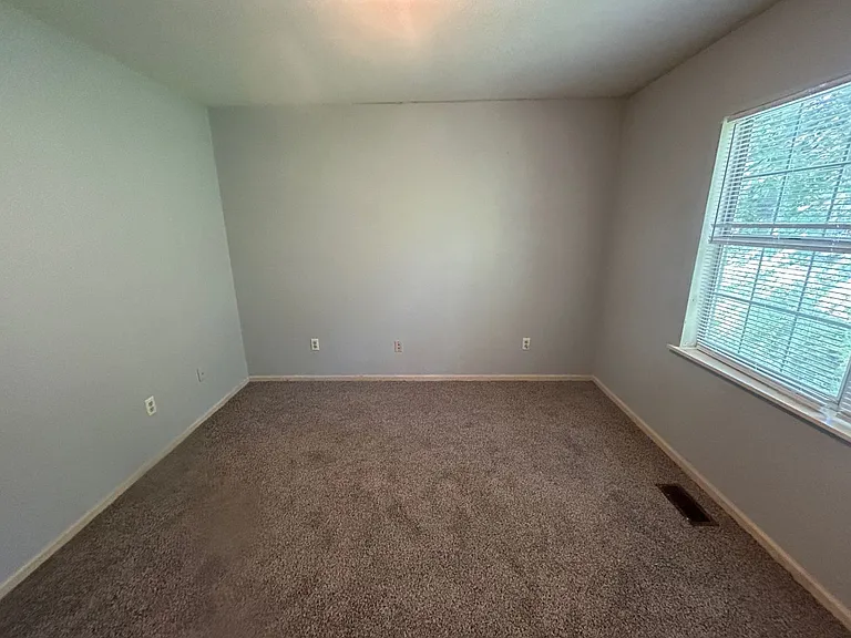 107 Country Town Dr — Photo 13
