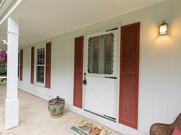 2nd image of 33550 Coachman Ln