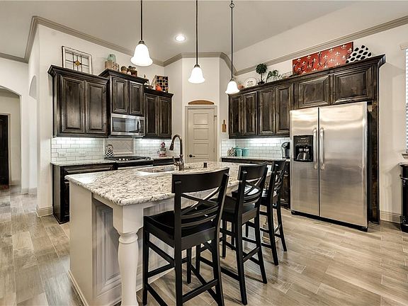 4th image of 2813 Inn Kitchen Way