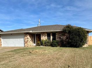 1601 NW 76th St, Lawton, OK 73505