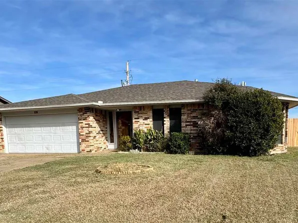 1601 NW 76th St, Lawton, OK 73505